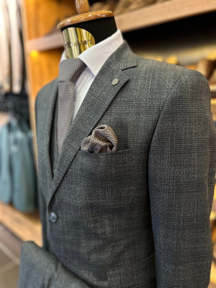 Костюм MAZALTOVMAN 3-ка Серый в клетку комбинированный